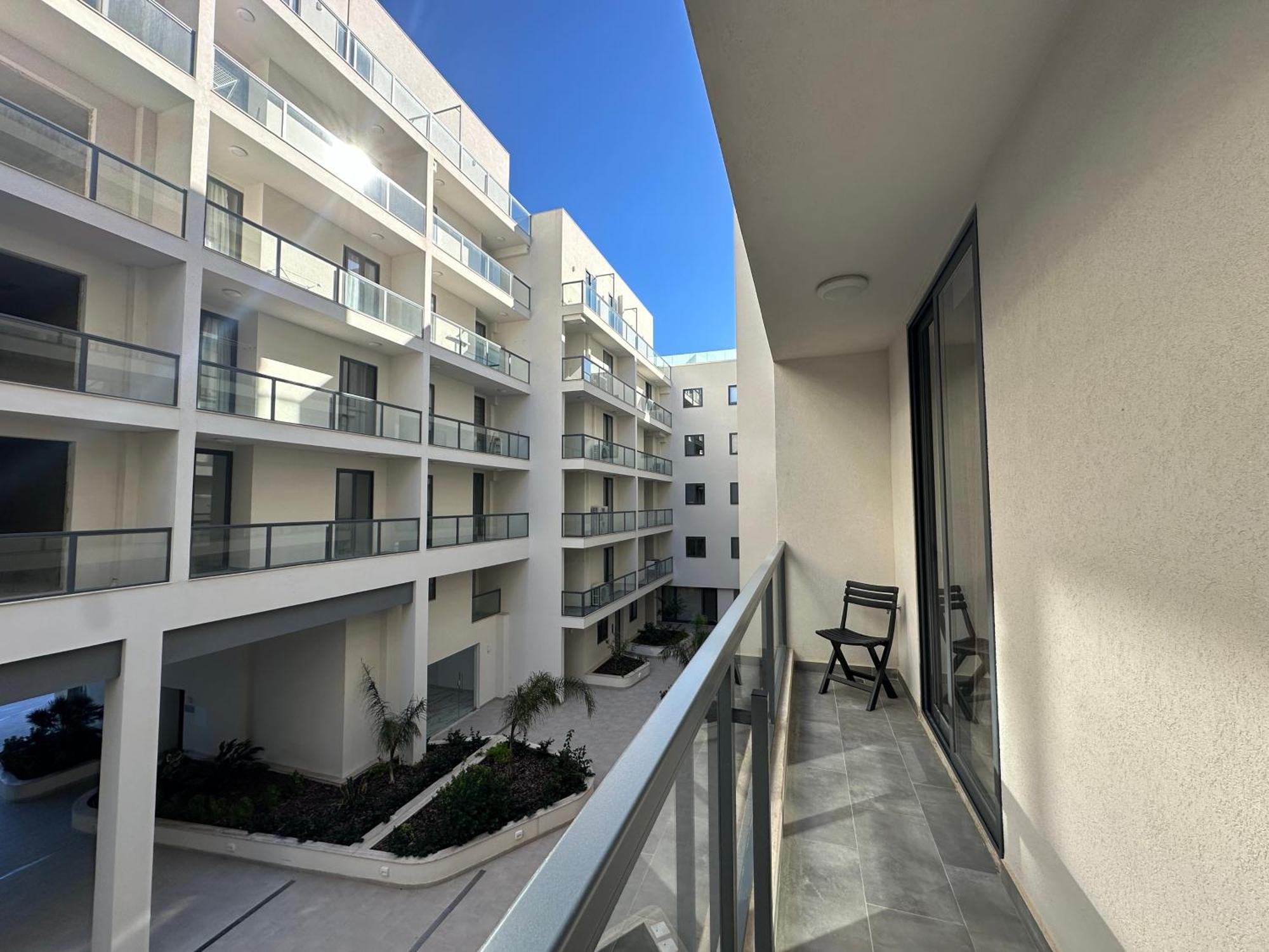 New, Airy And Spacious Apartment In Mellieħa Exterior foto